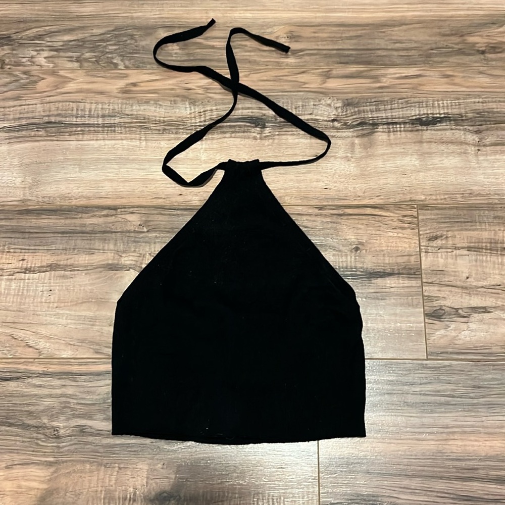 Wild Fable Women’s Black Halter tie crop top Size Medium (fits like a small)